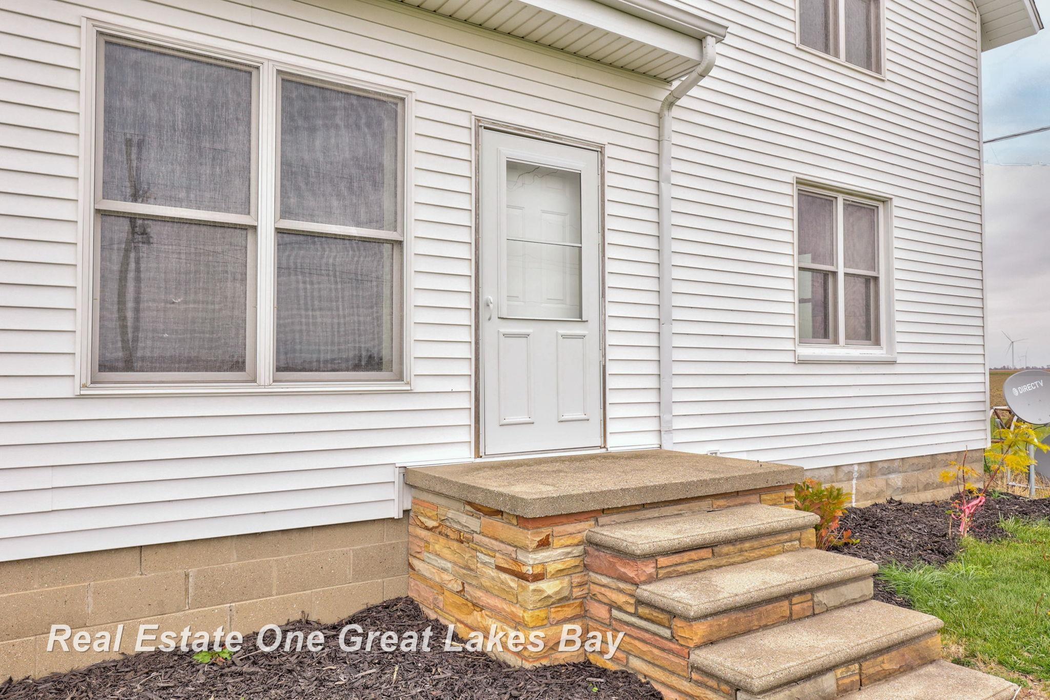 4060 Dickerson Road Akron, MI 48701 - Photo 7 of 62