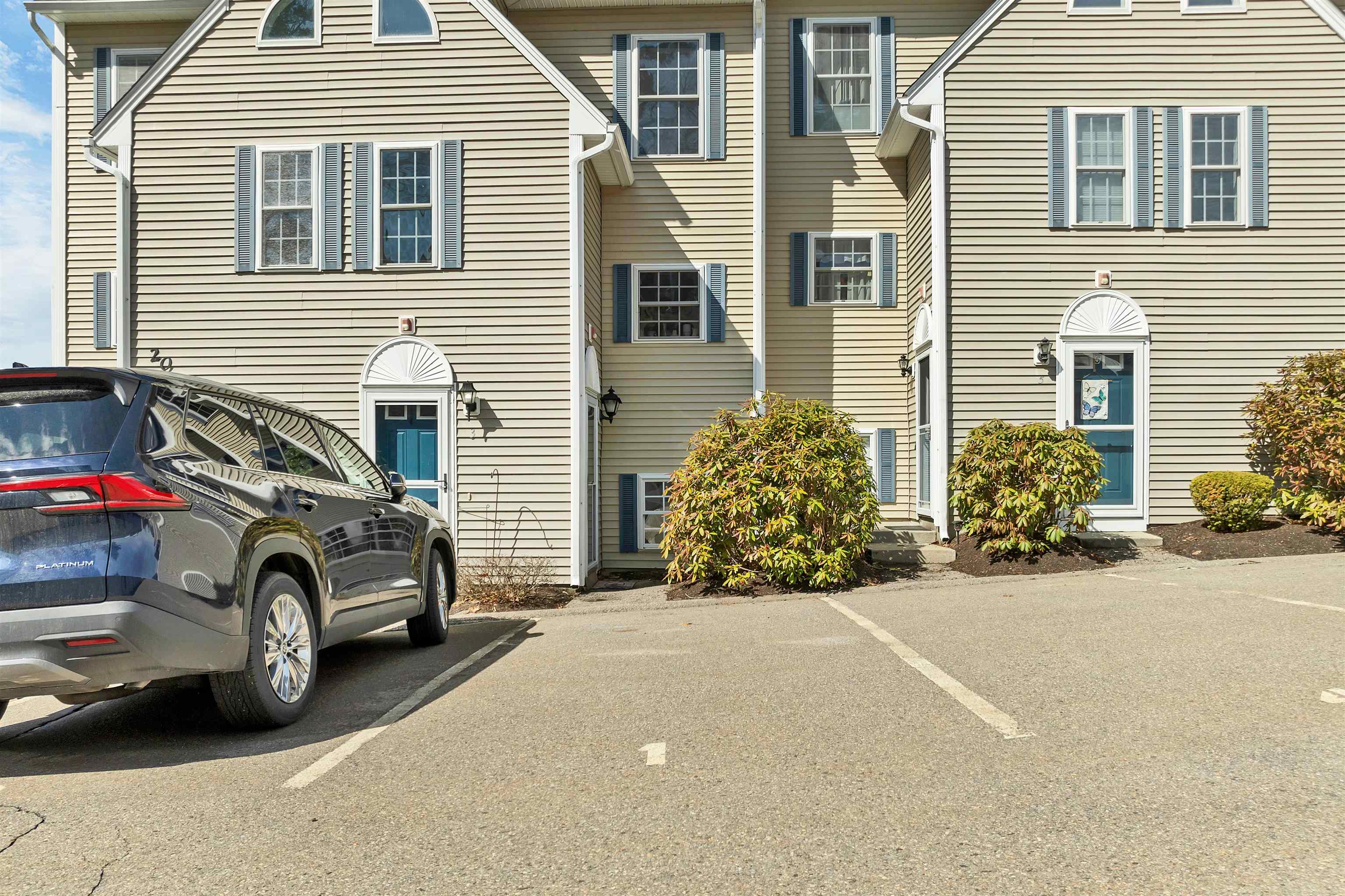 20 Shane Way, Unit 1 Laconia, NH 03246 - Photo 12 of 42