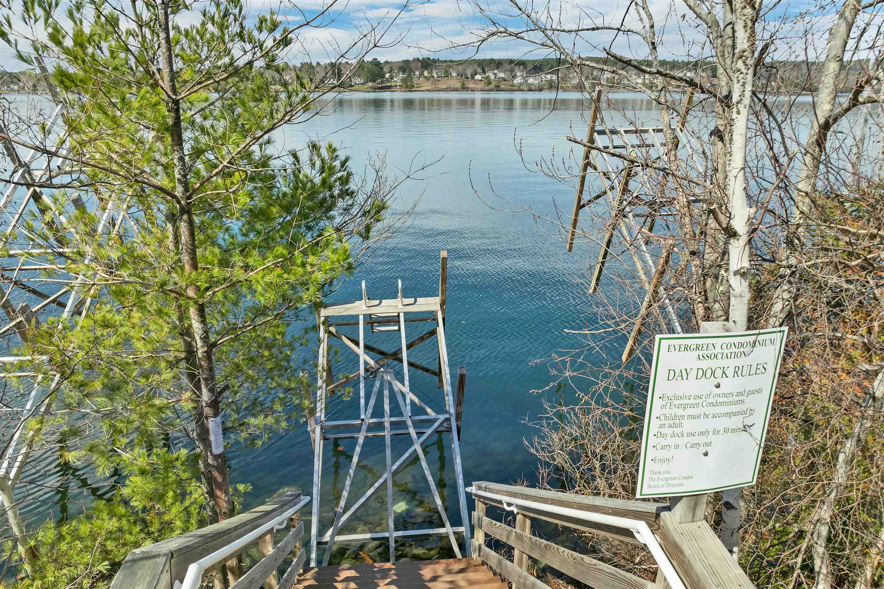 20 Shane Way, Unit 1 Laconia, NH 03246 - Photo 18 of 42