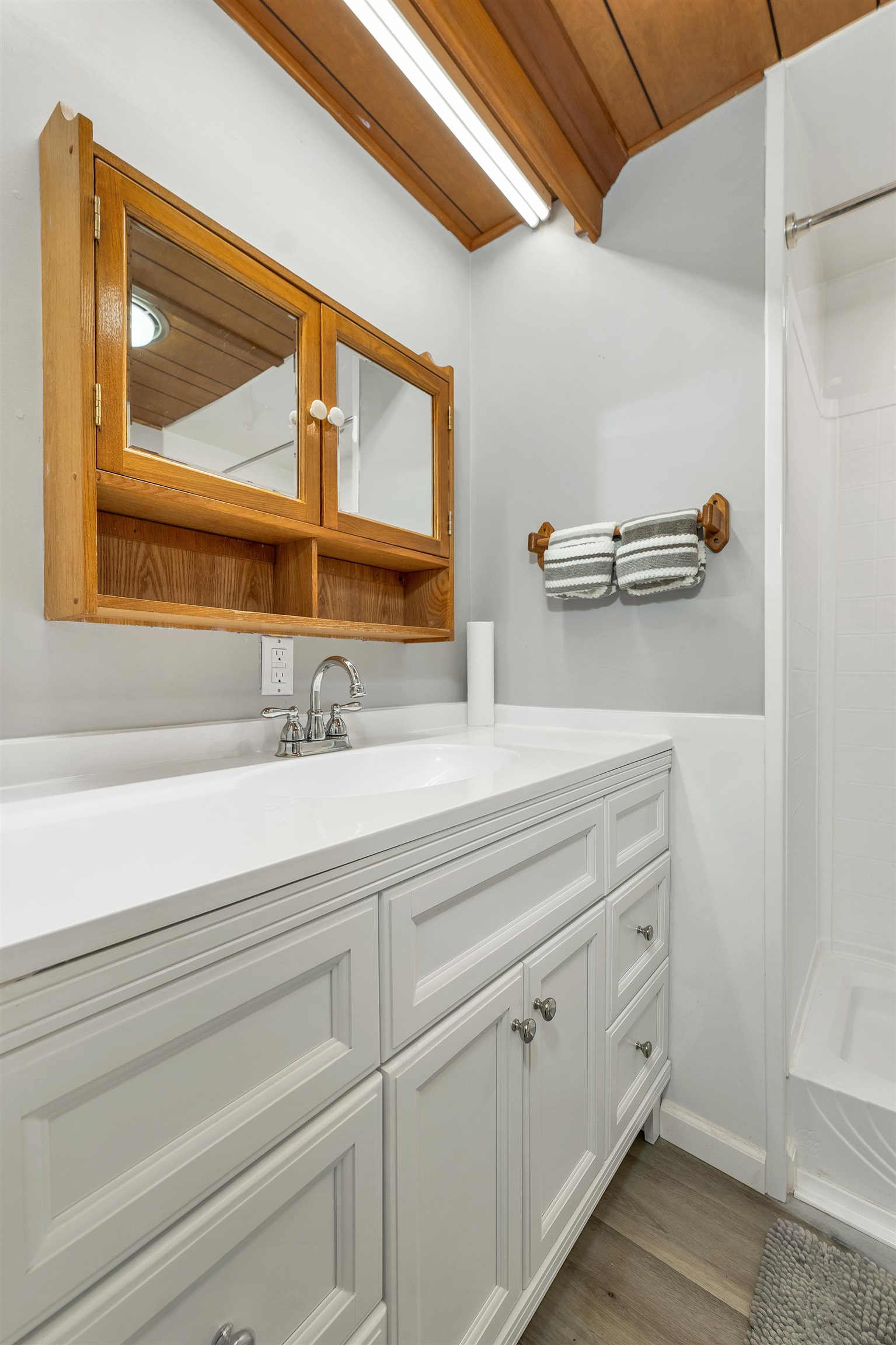 320 Old Lake Shore Road, Unit 3 Gilford, NH 03249 - Photo 16 of 41 Gallery Image 16