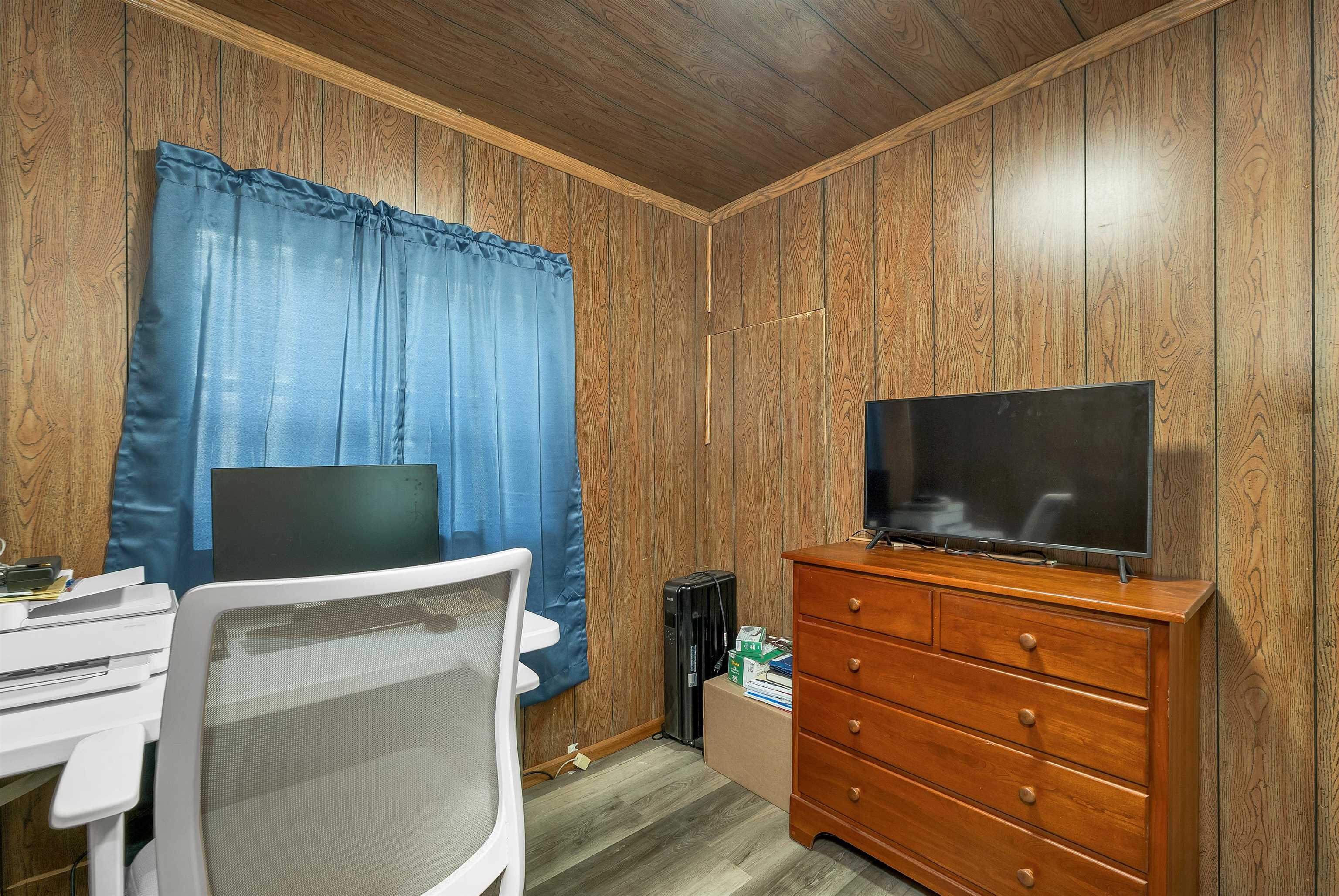 320 Old Lake Shore Road, Unit 3 Gilford, NH 03249 - Photo 20 of 41 Gallery Image 20