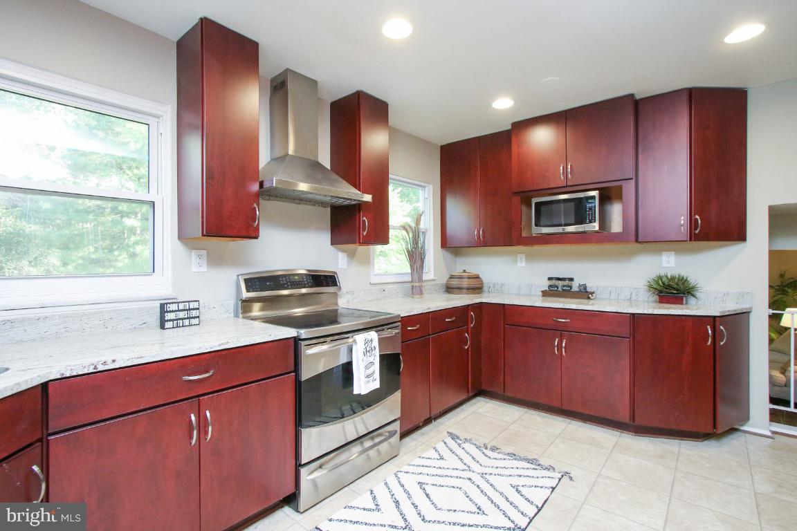 2225 Countryside Drive Silver Spring, MD 20905 - Photo 13 of 40