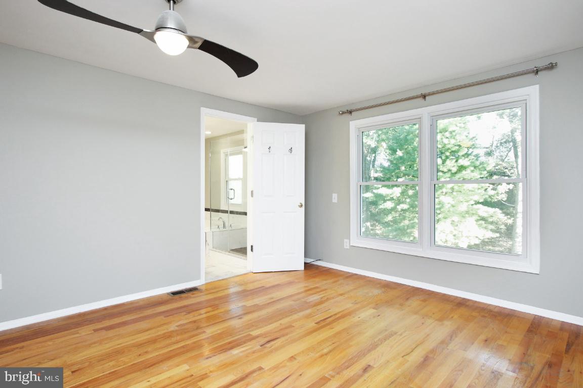 2225 Countryside Drive Silver Spring, MD 20905 - Photo 24 of 40