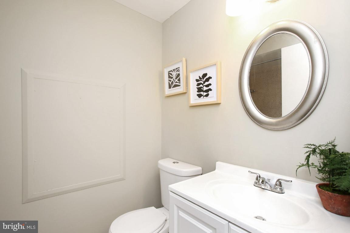 2225 Countryside Drive Silver Spring, MD 20905 - Photo 36 of 40