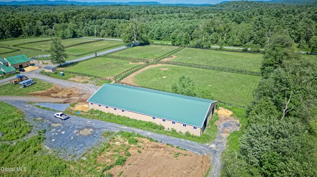 $1,770,000 | 100 Howe Road, Greenfield, NY 12833