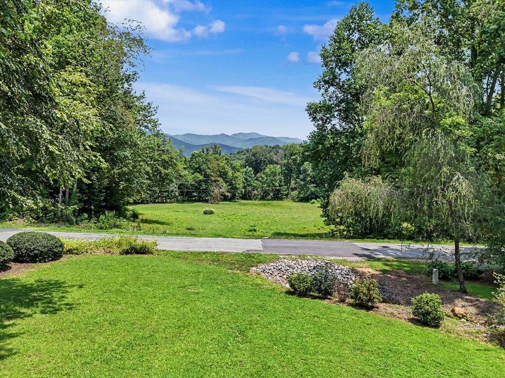 256 Low Gap Road Hayesville, NC 28904 - Photo 59 of 60 Gallery Image 59