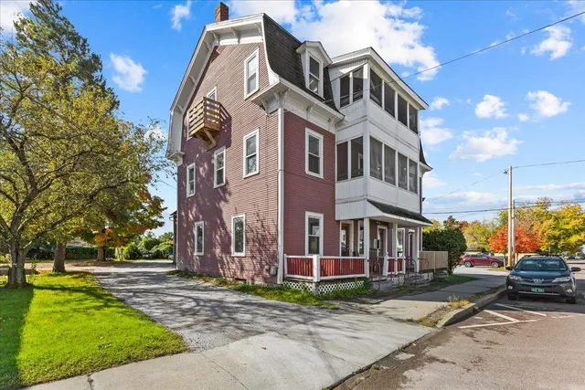 $875,000 | 176-178 Lake Street, St. Albans, VT 05478