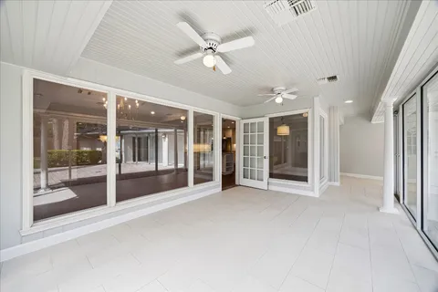 $950,000 | 10106 Candlewood Drive, Houston, TX 77042