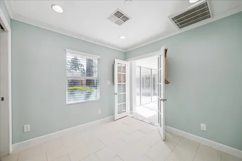 $950,000 | 10106 Candlewood Drive, Houston, TX 77042