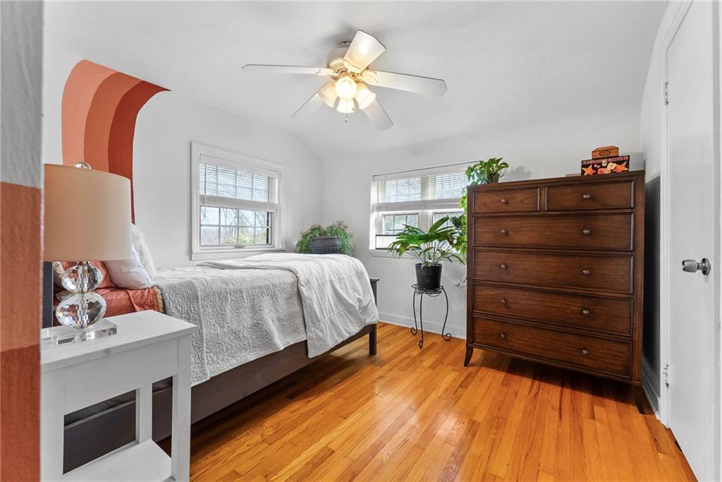 927 Girard Road Pittsburgh, PA 15227 - Photo 18 of 34 Gallery Image 18