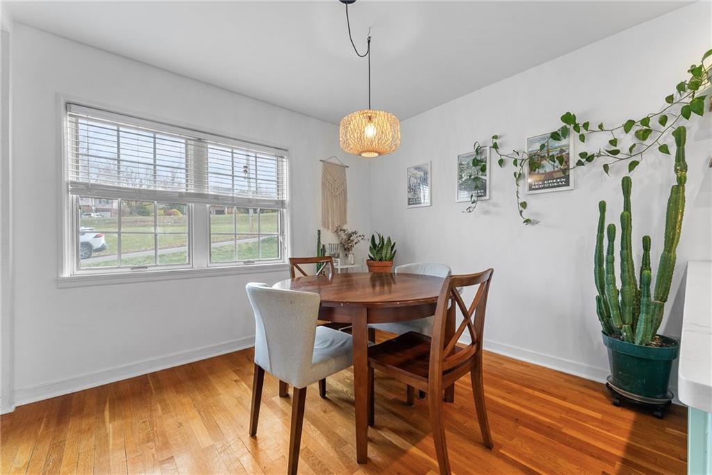 927 Girard Road Pittsburgh, PA 15227 - Photo 6 of 34 Gallery Image 6