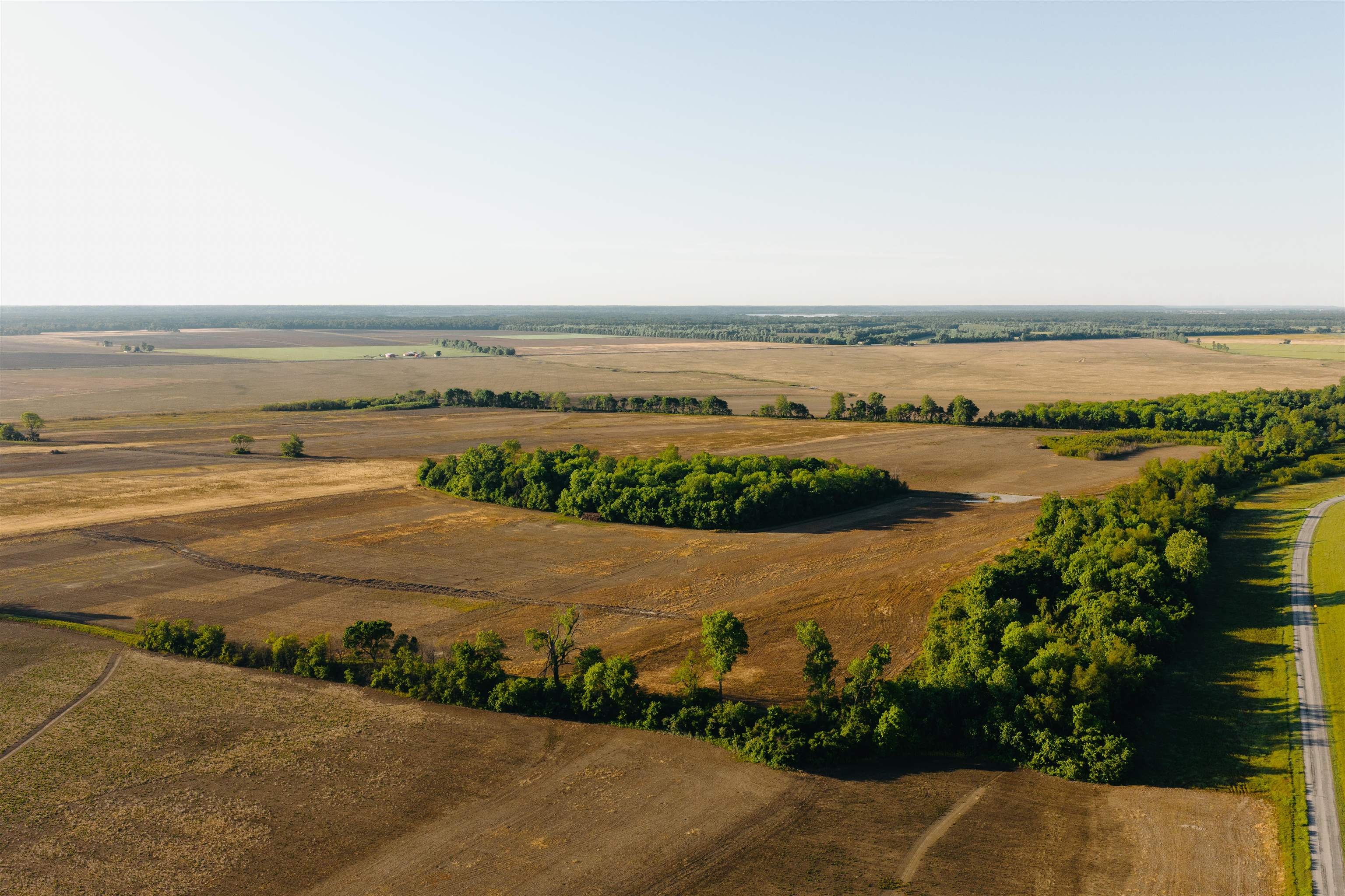0 Earl Trim Road Tiptonville, TN 38079 - Photo 4 of 24 a view of an ocean and city