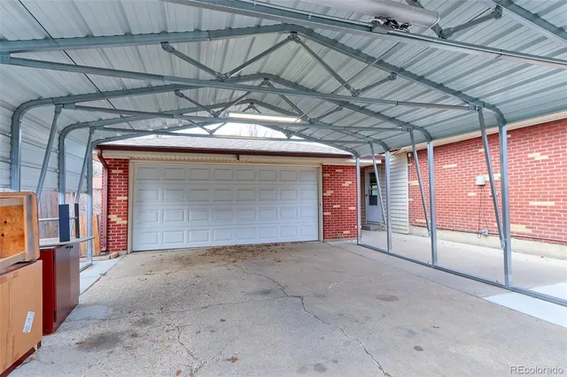 a view of empty room