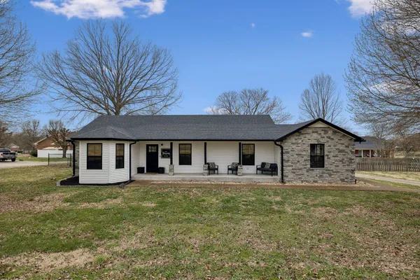 $425,000 | 18 Crescent Boulevard, Carthage, TN 37030