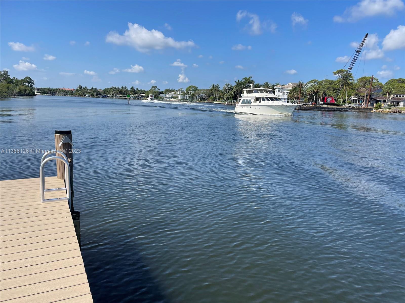 150 Harbourside Circle Jupiter, FL 33477 - Photo 12 of 61