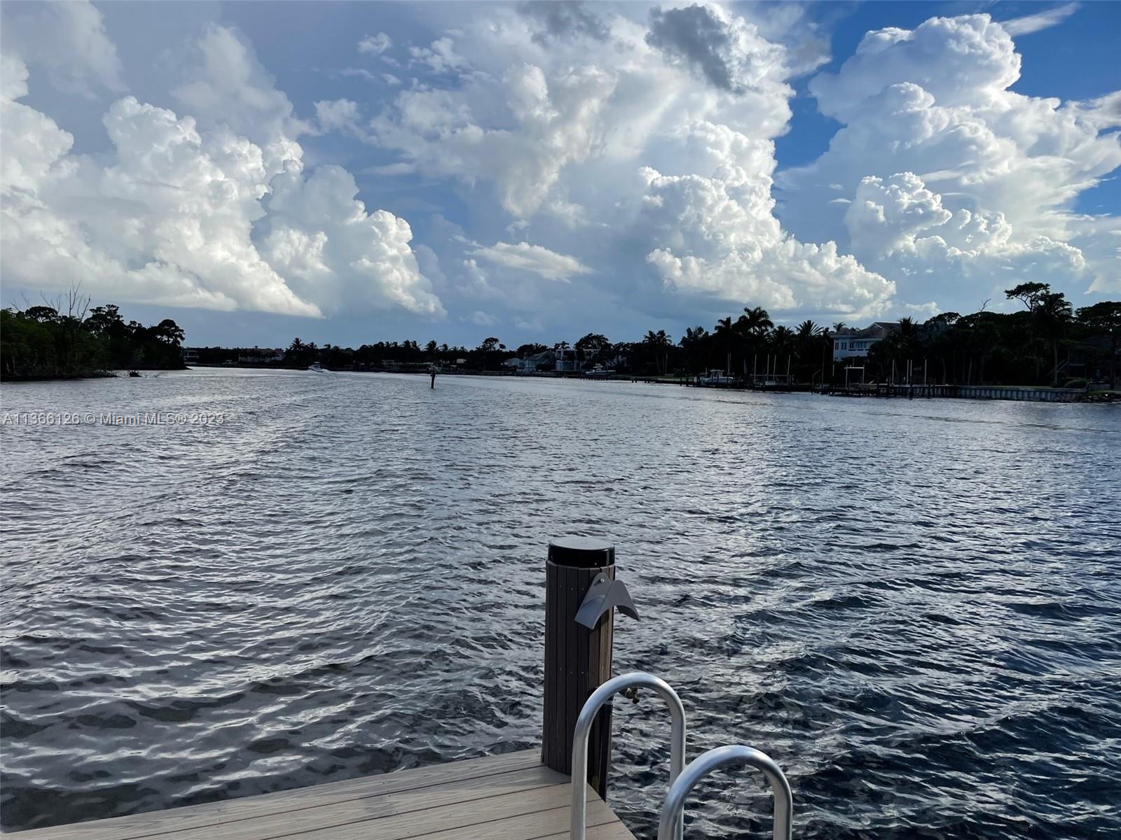 150 Harbourside Circle Jupiter, FL 33477 - Photo 2 of 61