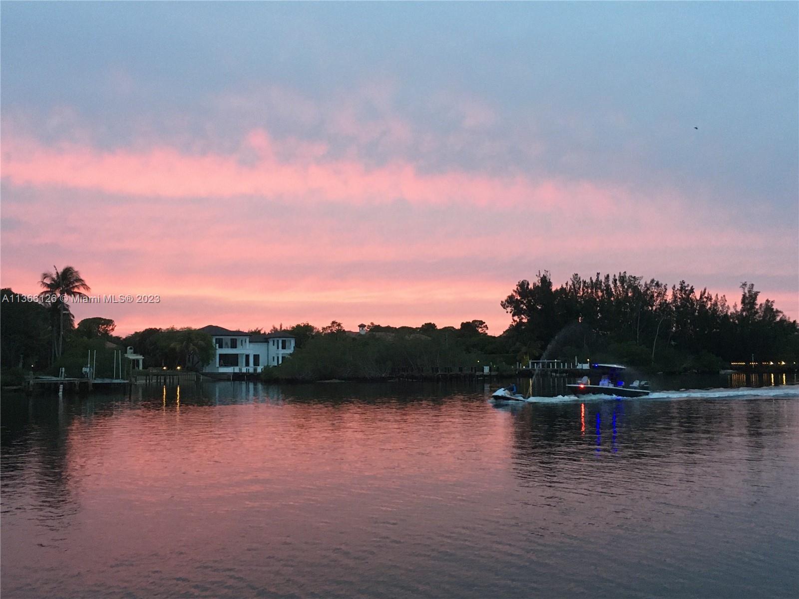 150 Harbourside Circle Jupiter, FL 33477 - Photo 36 of 61