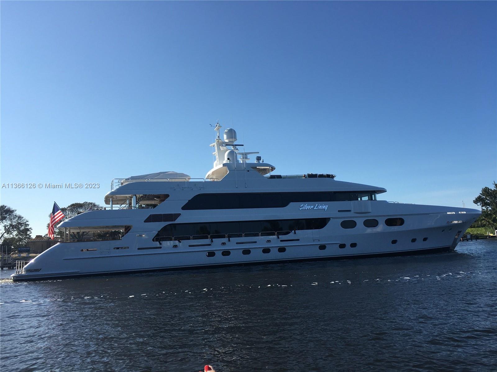 150 Harbourside Circle Jupiter, FL 33477 - Photo 37 of 61