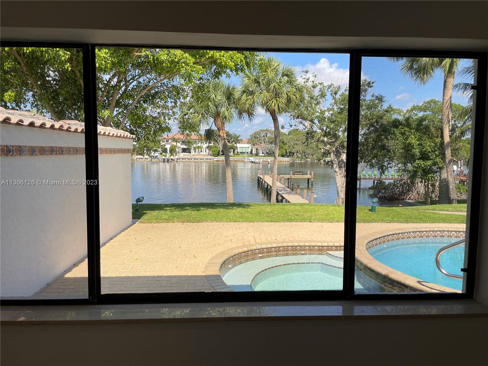 150 Harbourside Circle Jupiter, FL 33477 - Photo 8 of 61