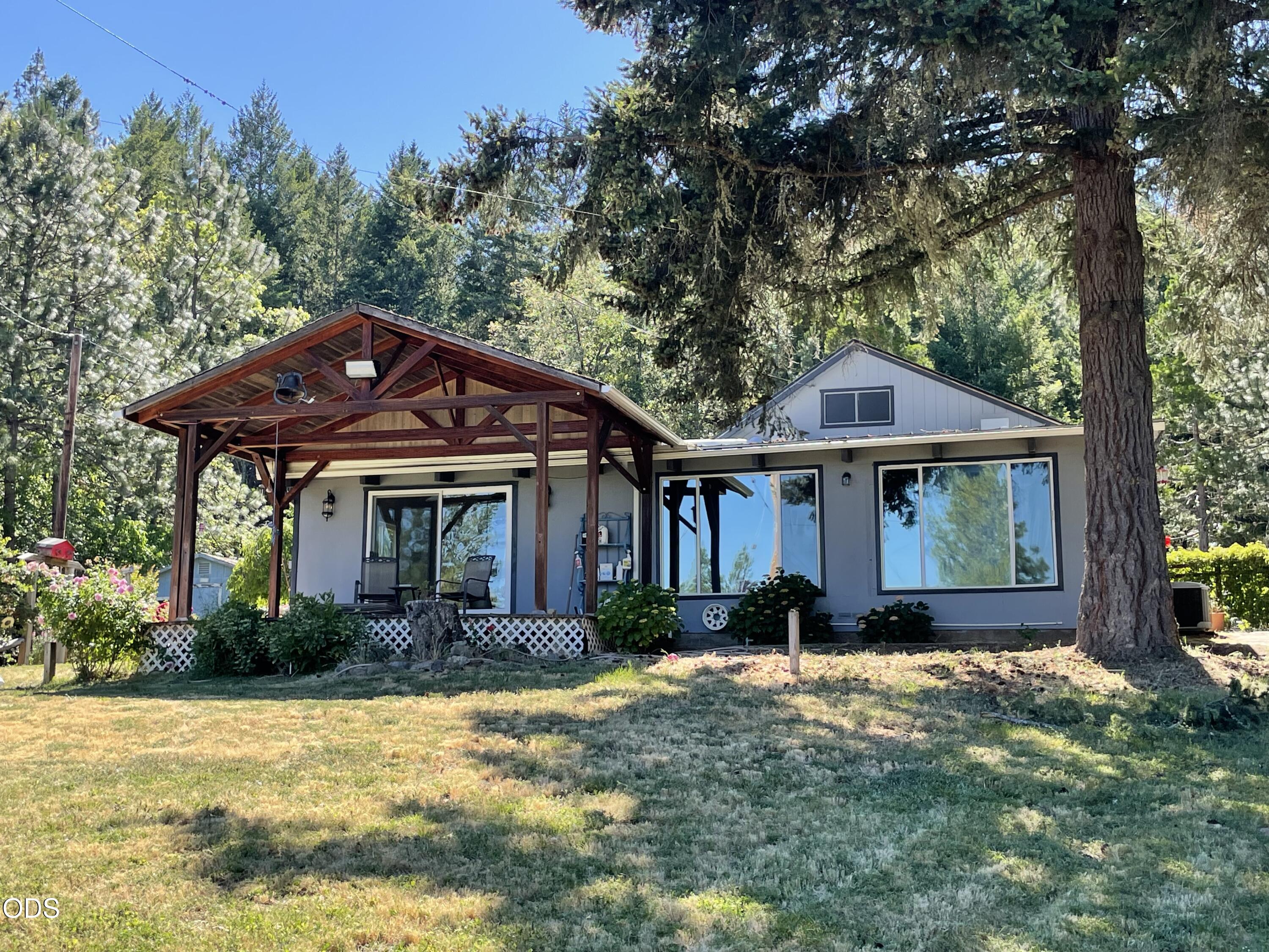 2640 Birdseye Creek Road Gold Hill, OR 97525 - Photo 1 of 49