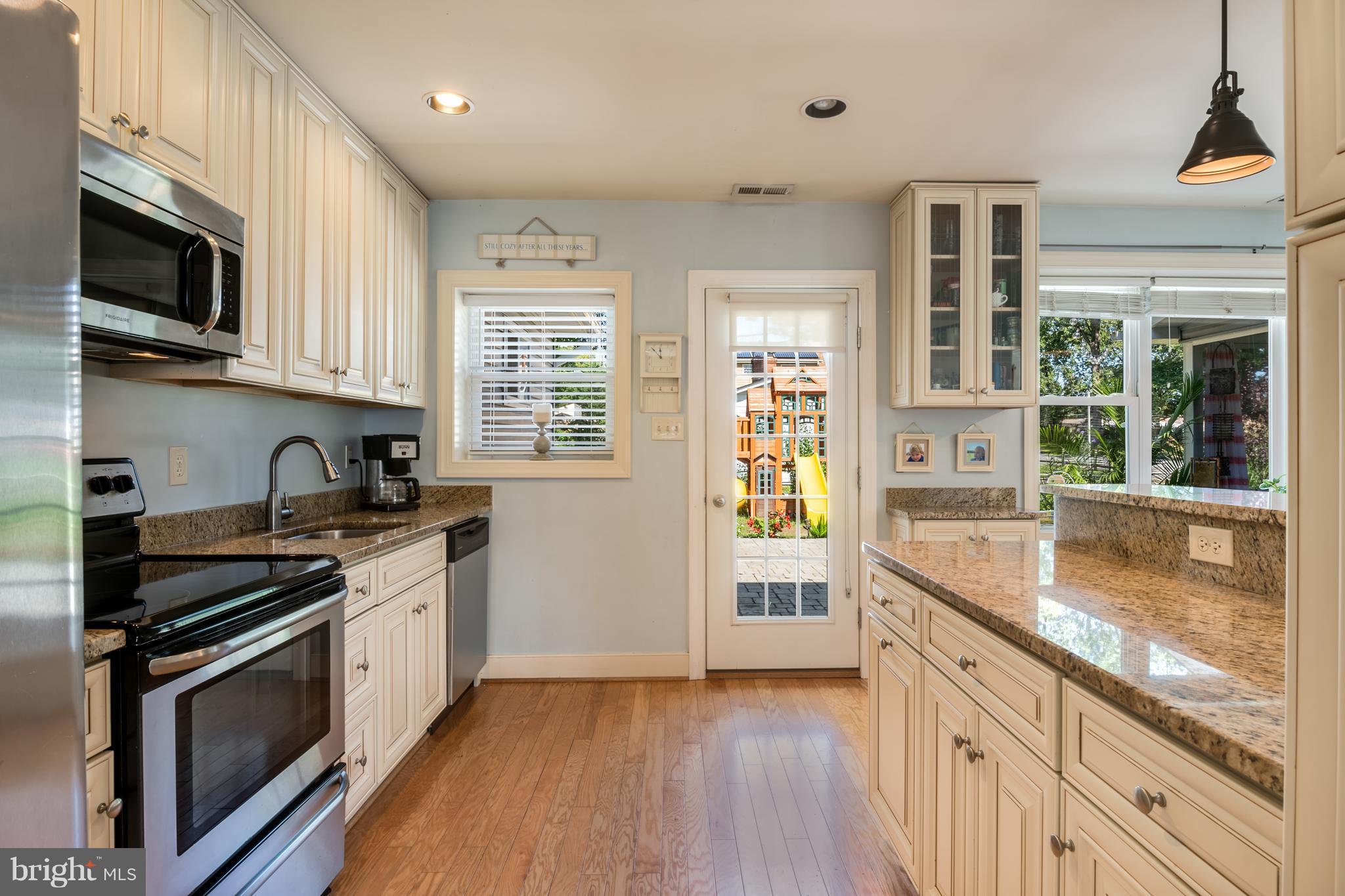 1730 Potomac Road Edgewater, MD 21037 - Photo 8 of 30 Kitchen