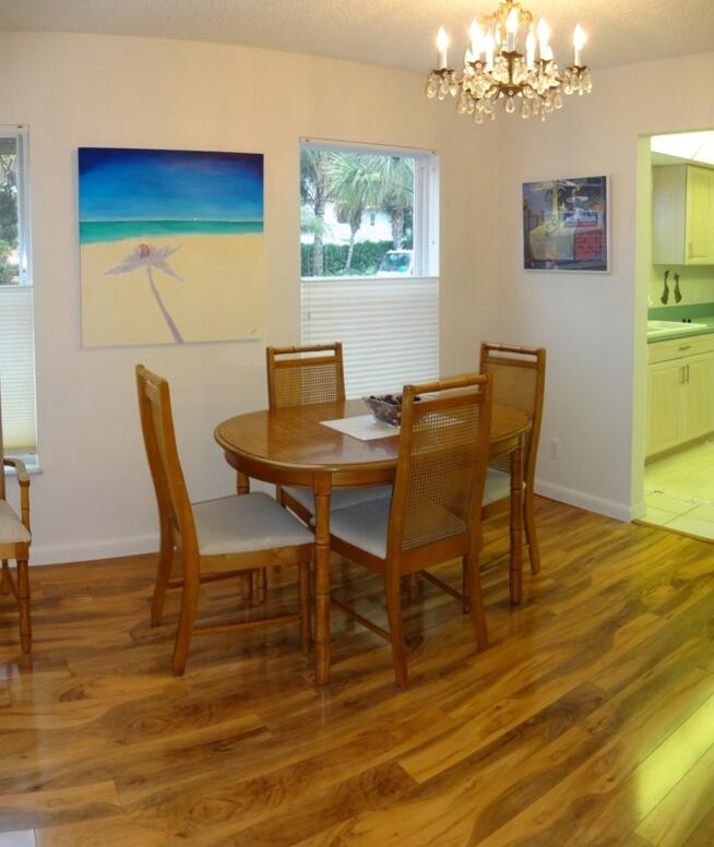107 Inlet Way, Unit 1 West Palm Beach, FL 33404 - Photo 12 of 38 Dining Area