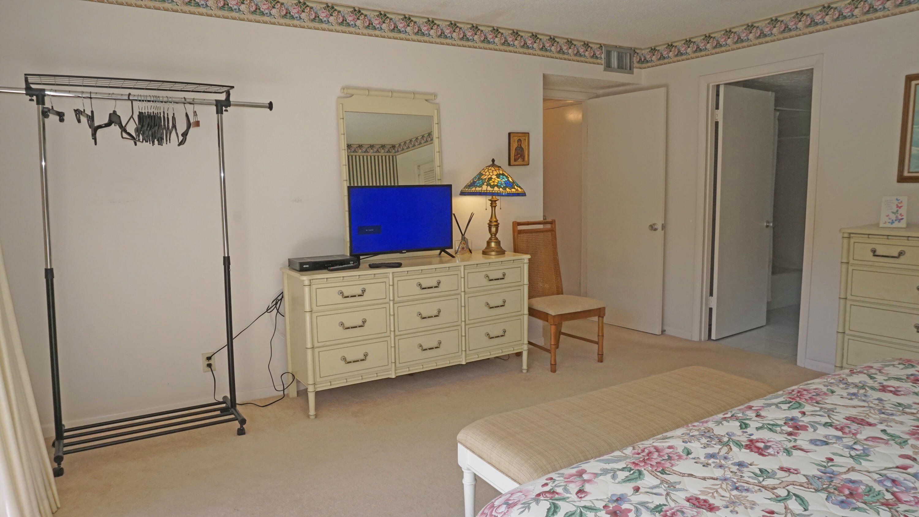 107 Inlet Way, Unit 1 West Palm Beach, FL 33404 - Photo 16 of 38 Master Bedroom