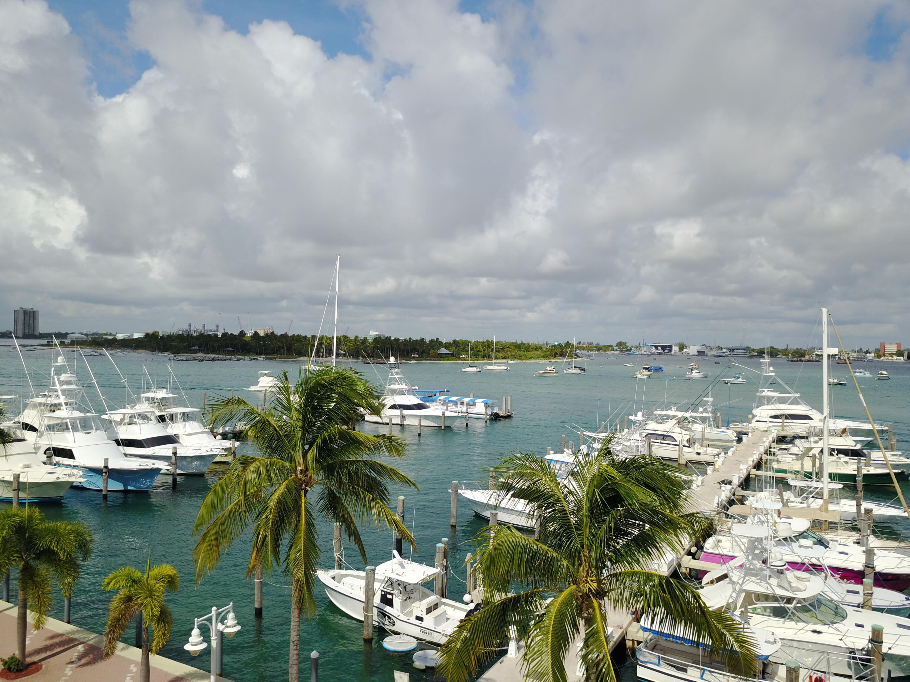107 Inlet Way, Unit 1 West Palm Beach, FL 33404 - Photo 37 of 38 Room For 100' Boats