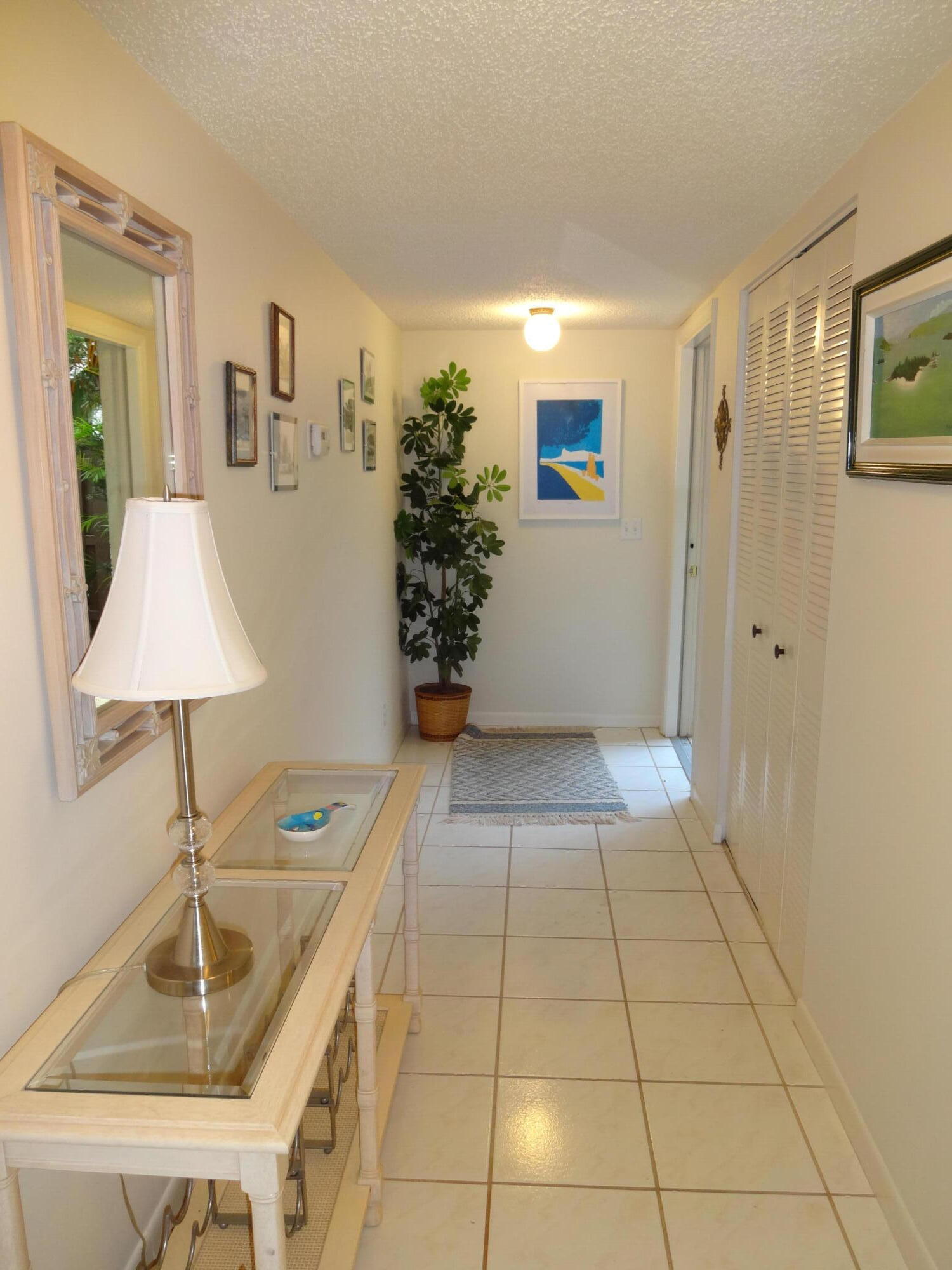 107 Inlet Way, Unit 1 West Palm Beach, FL 33404 - Photo 6 of 38 Entrance