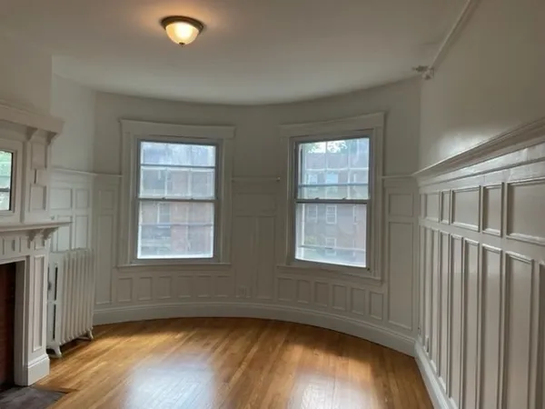 $3,000 | 50 Englewood Avenue, Unit 4, Boston, MA 02135