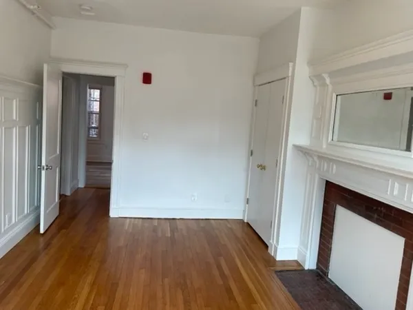 $3,000 | 50 Englewood Avenue, Unit 4, Boston, MA 02135