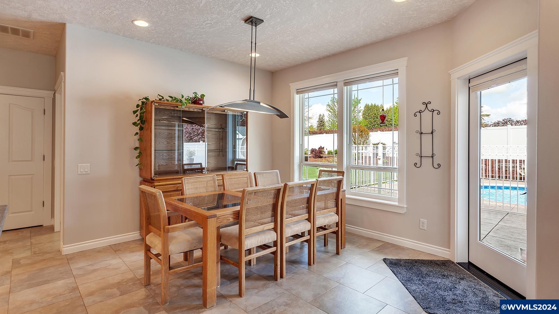 4631 Northeast Granite Avenue Albany, OR 97321 - Photo 16 of 41