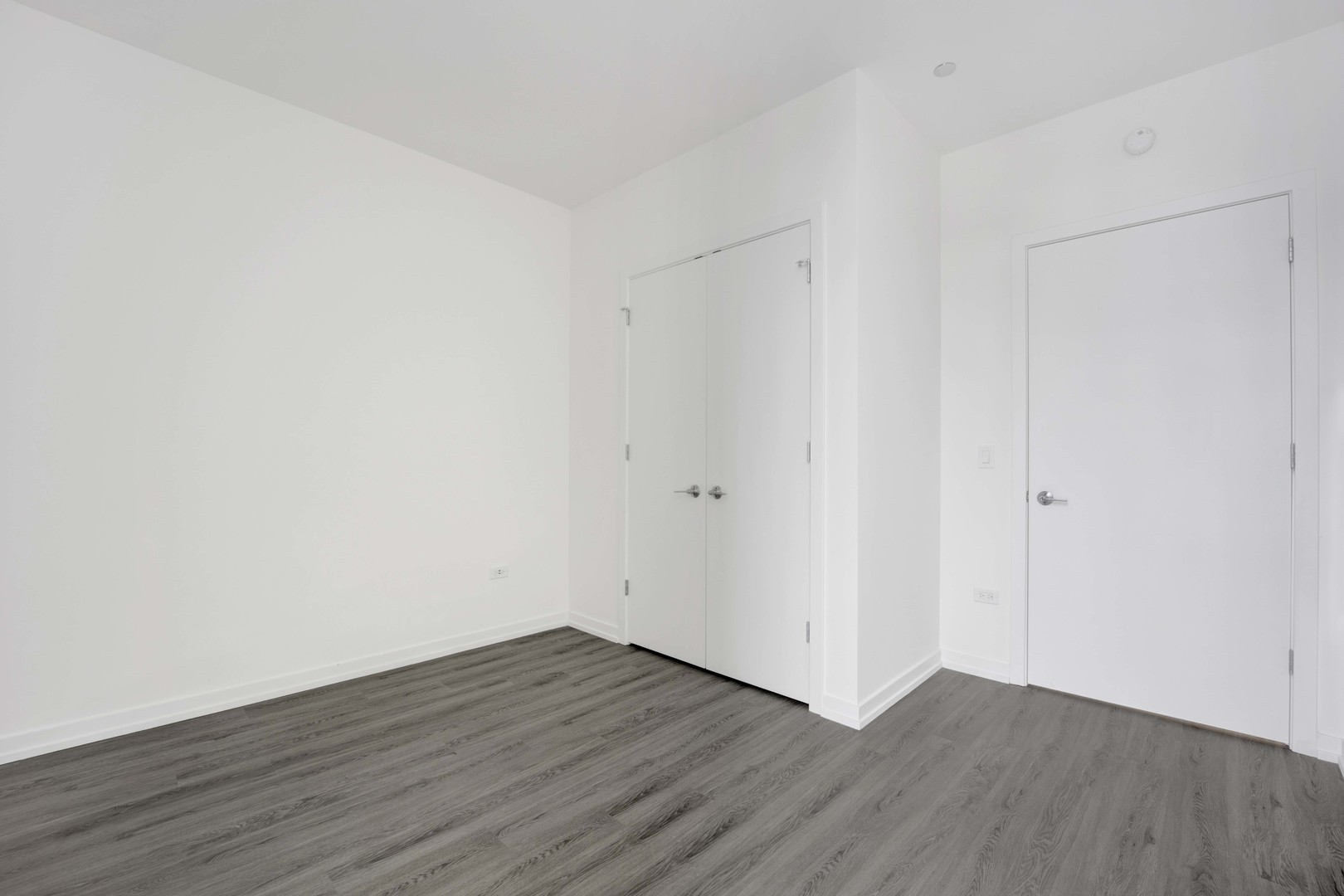 808 North Cleveland Avenue, Unit 2201 Chicago, IL 60610 - Photo 16 of 44