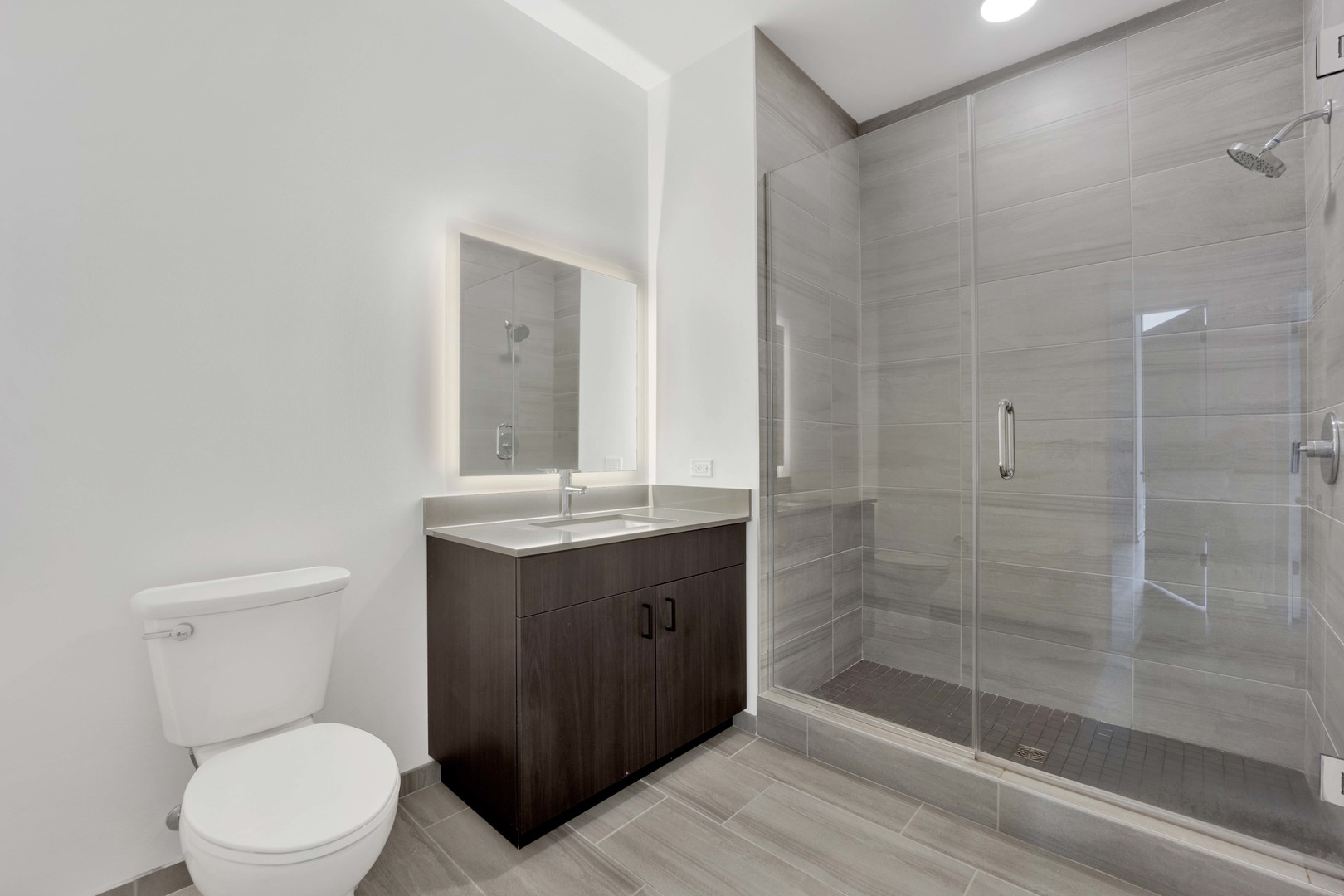 808 North Cleveland Avenue, Unit 2201 Chicago, IL 60610 - Photo 17 of 44