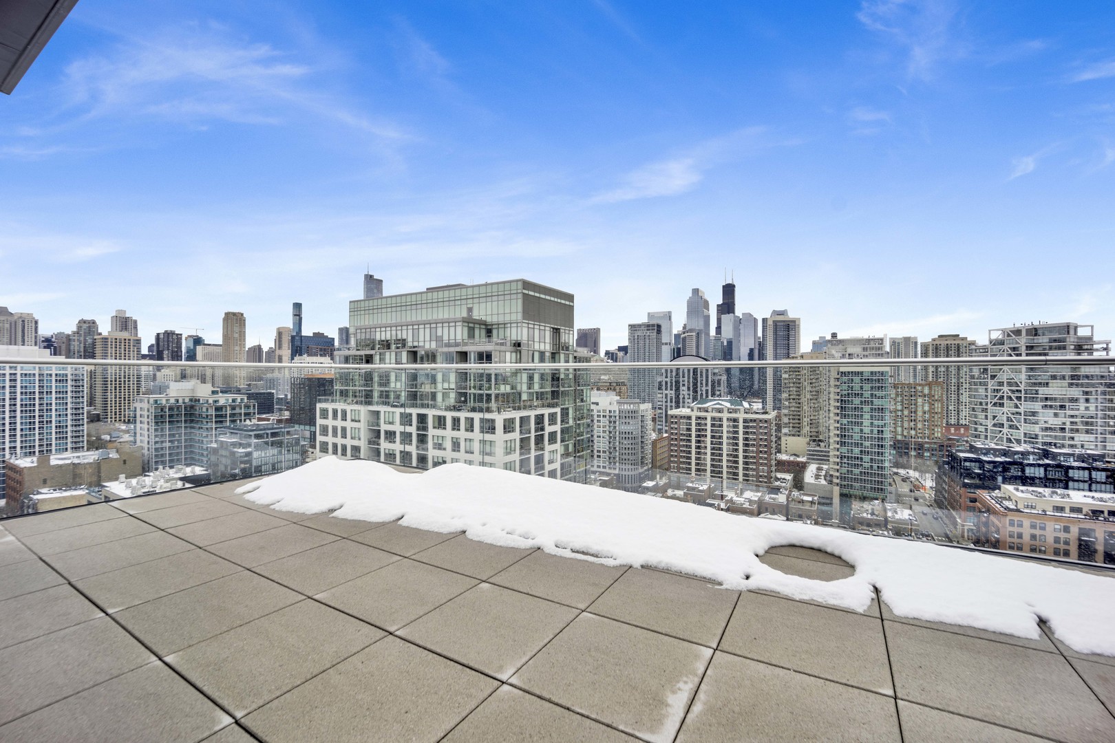 808 North Cleveland Avenue, Unit 2201 Chicago, IL 60610 - Photo 28 of 44