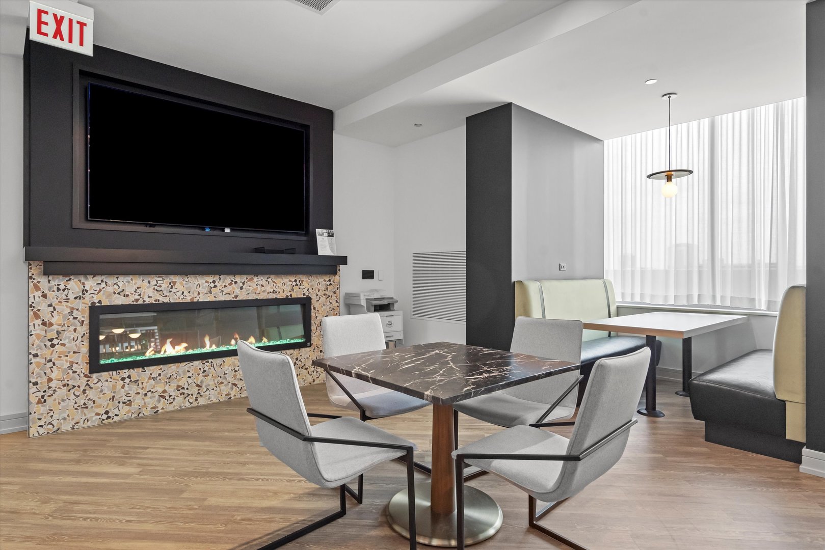 808 North Cleveland Avenue, Unit 2201 Chicago, IL 60610 - Photo 34 of 44