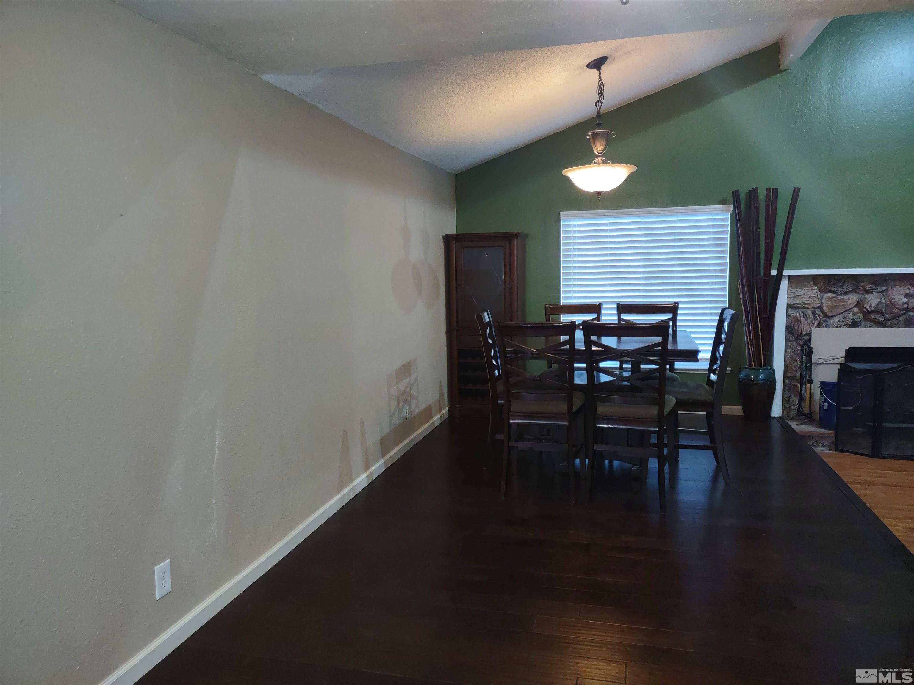 4165 Snowshoe Lane Reno, NV 89502 - Photo 5 of 18 Photo 5