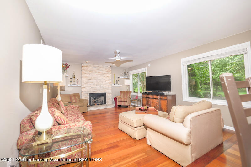 3840 Kossuth Road Lake Orion, MI 48360 - Photo 22 of 68 3840 Kossuth Road