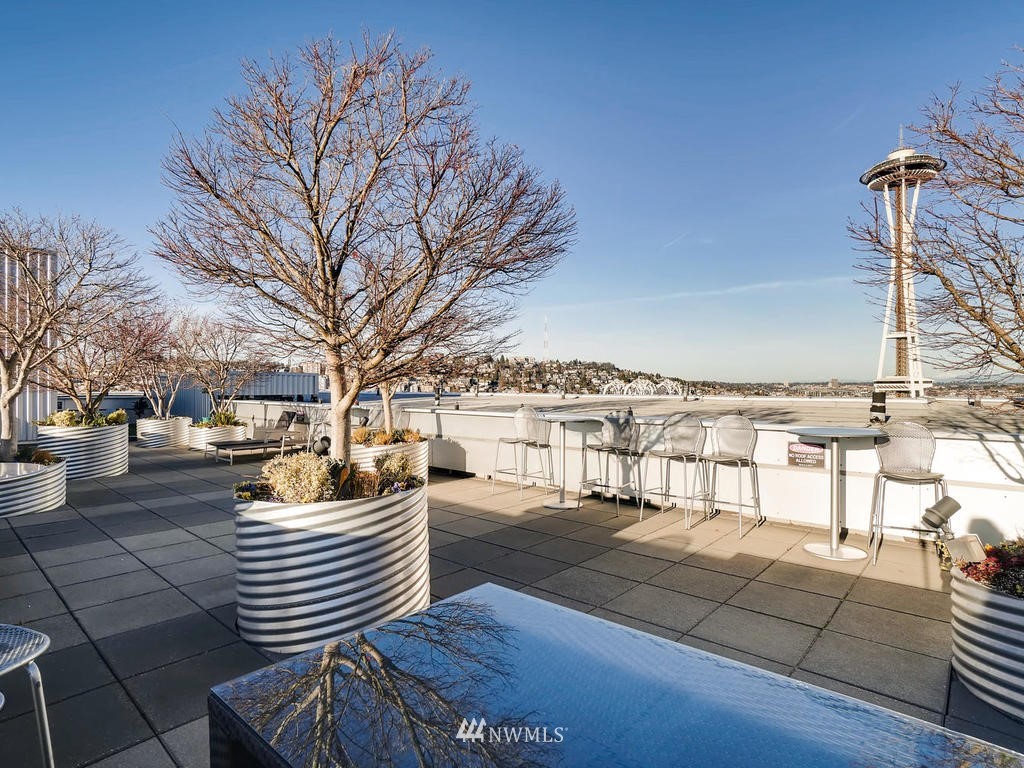 2911 2nd Avenue, Unit 424 Seattle, WA 98121 - Photo 22 of 23