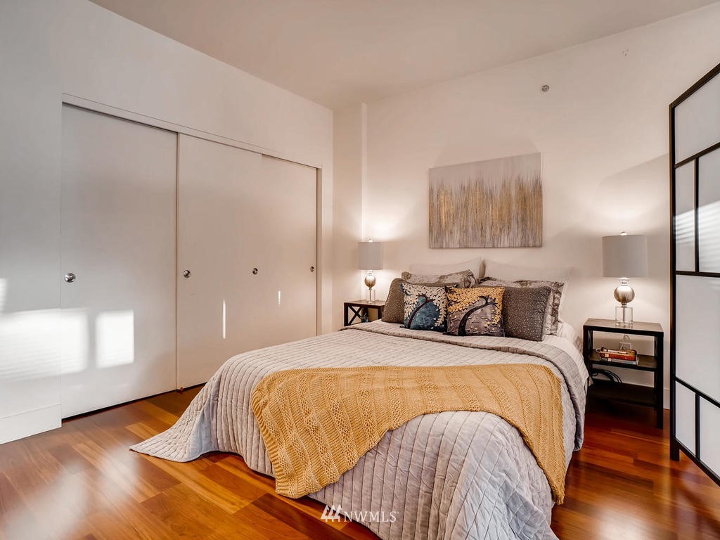 2911 2nd Avenue, Unit 424 Seattle, WA 98121 - Photo 7 of 23