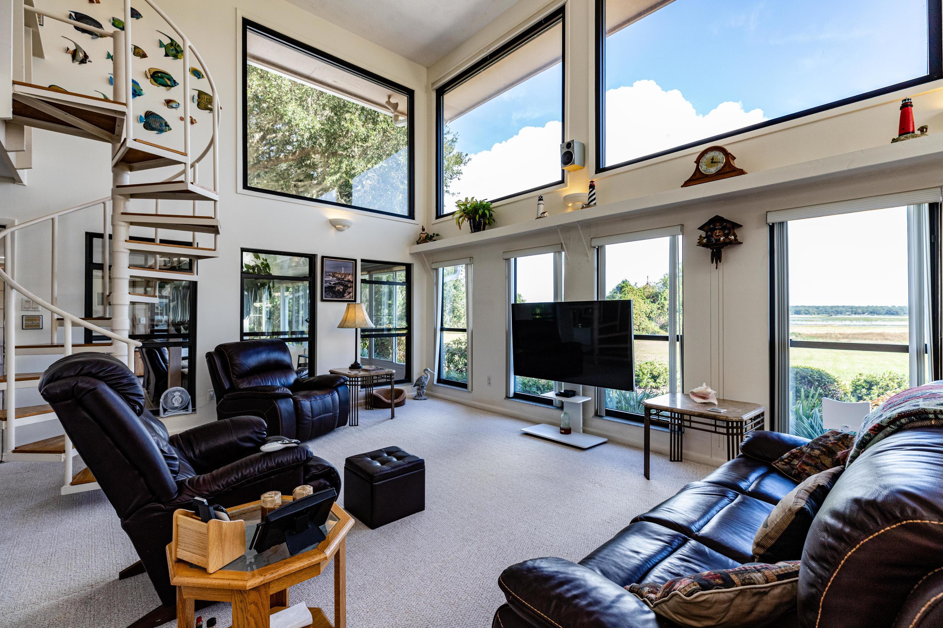 34 Nelsons Point Keystone Heights, FL 32656 - Photo 16 of 47 16 Living Room View 3