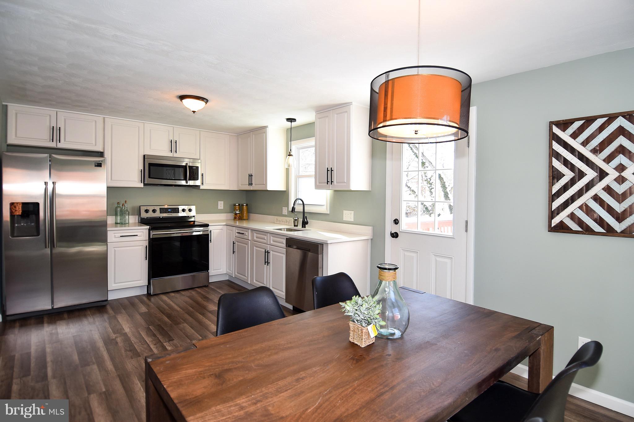 6404 Cipriano Road Lanham, MD 20706 - Photo 11 of 28 Kitchen