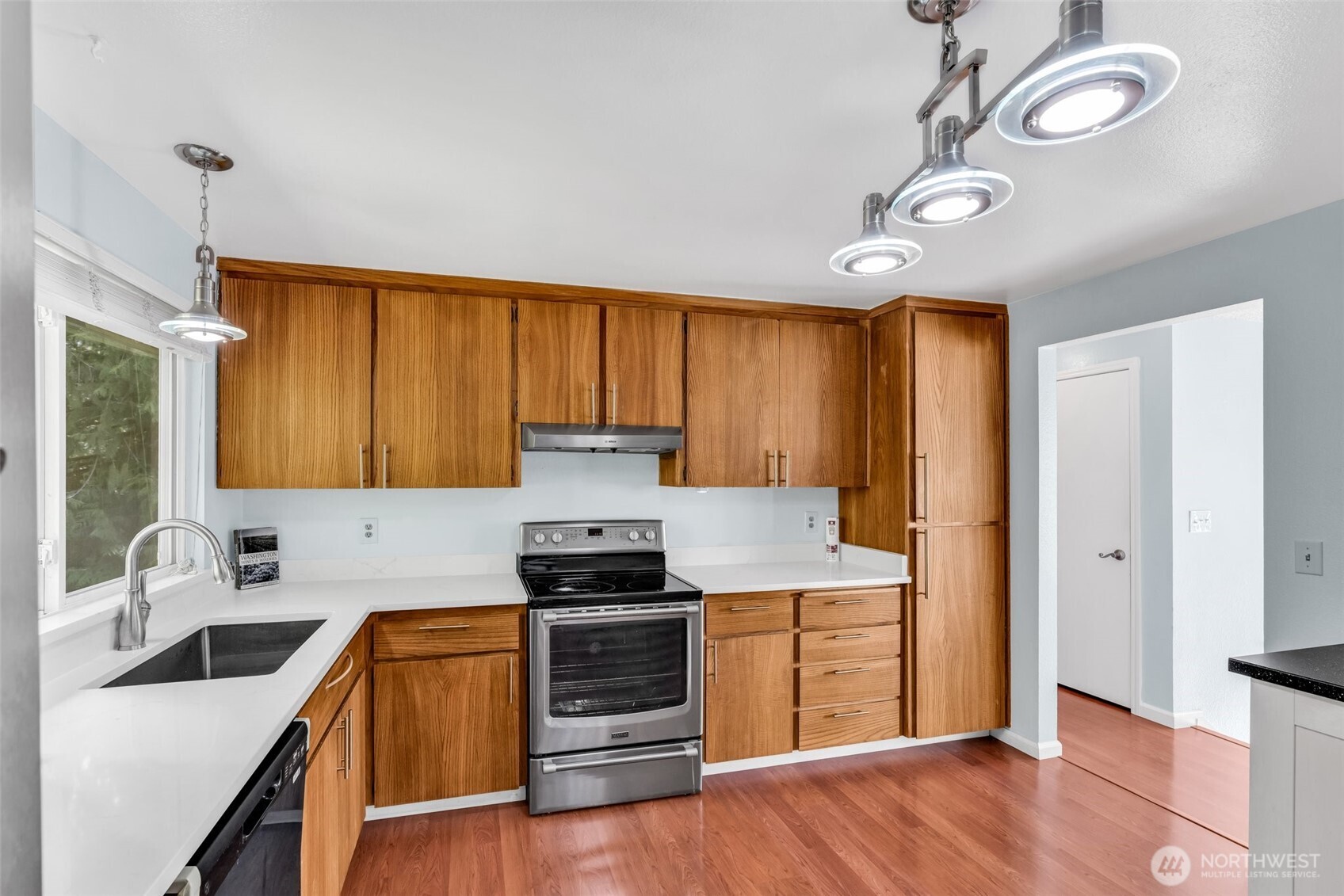 1129 207th Place Southeast Bothell, WA 98012 - Photo 13 of 39