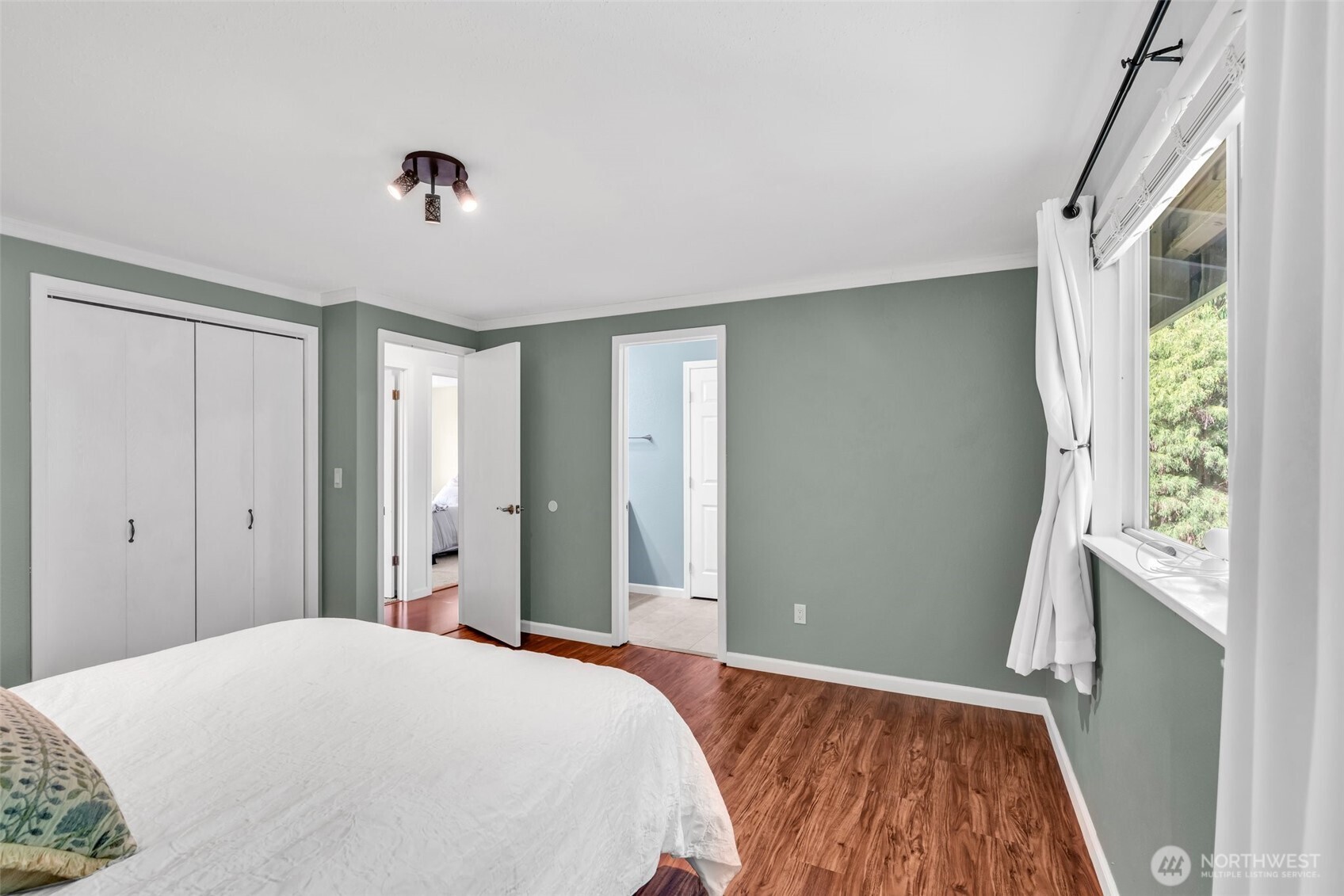 1129 207th Place Southeast Bothell, WA 98012 - Photo 20 of 39