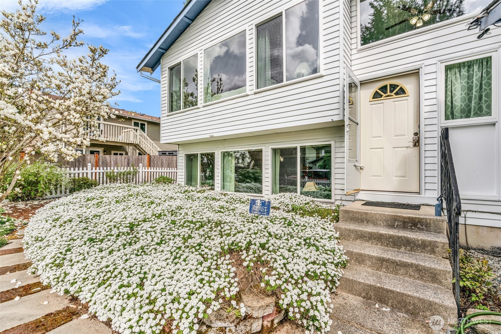 1129 207th Place Southeast Bothell, WA 98012 - Photo 3 of 39