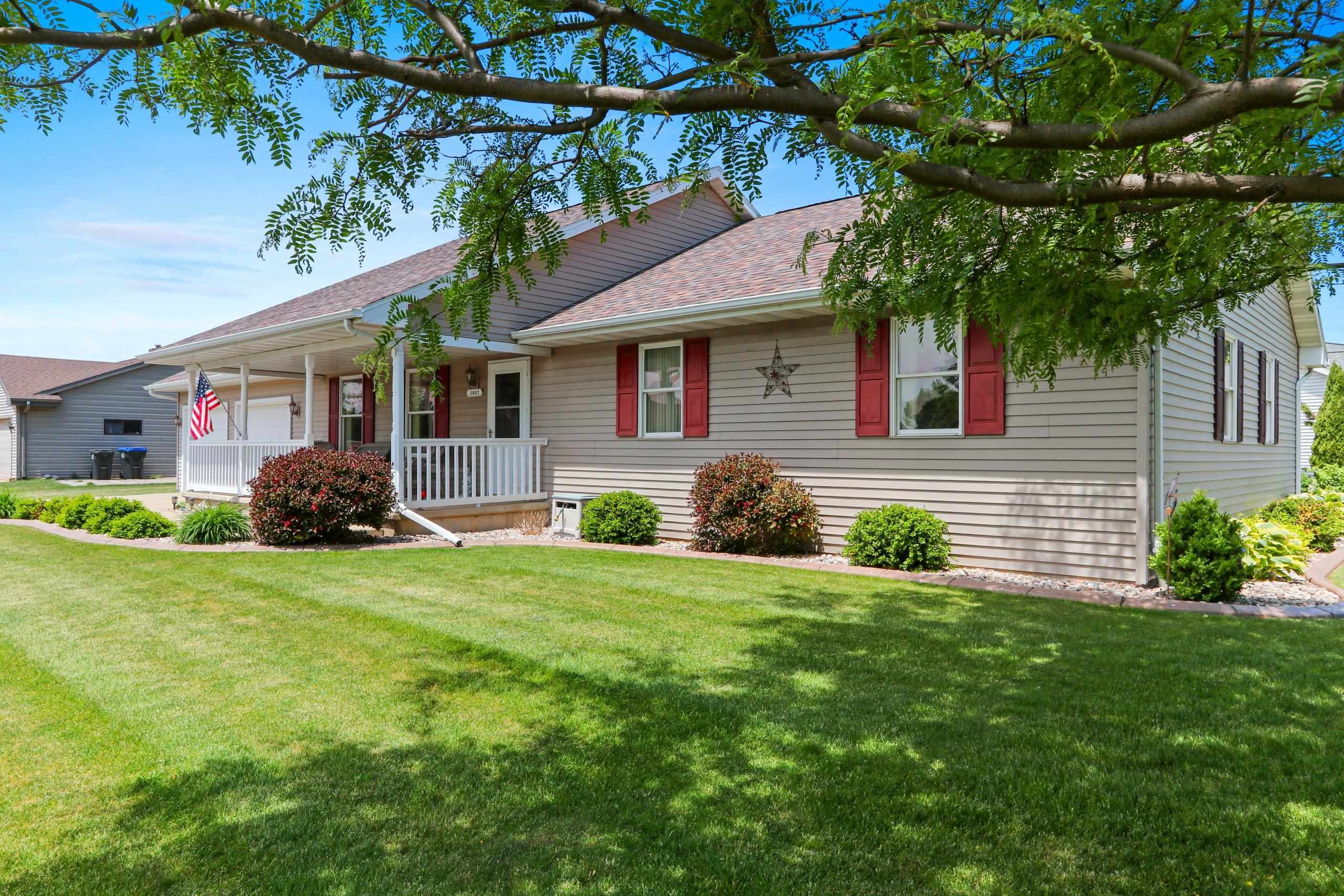 W3082 Whitepine Road Appleton, WI 54915 - Photo 4 of 56