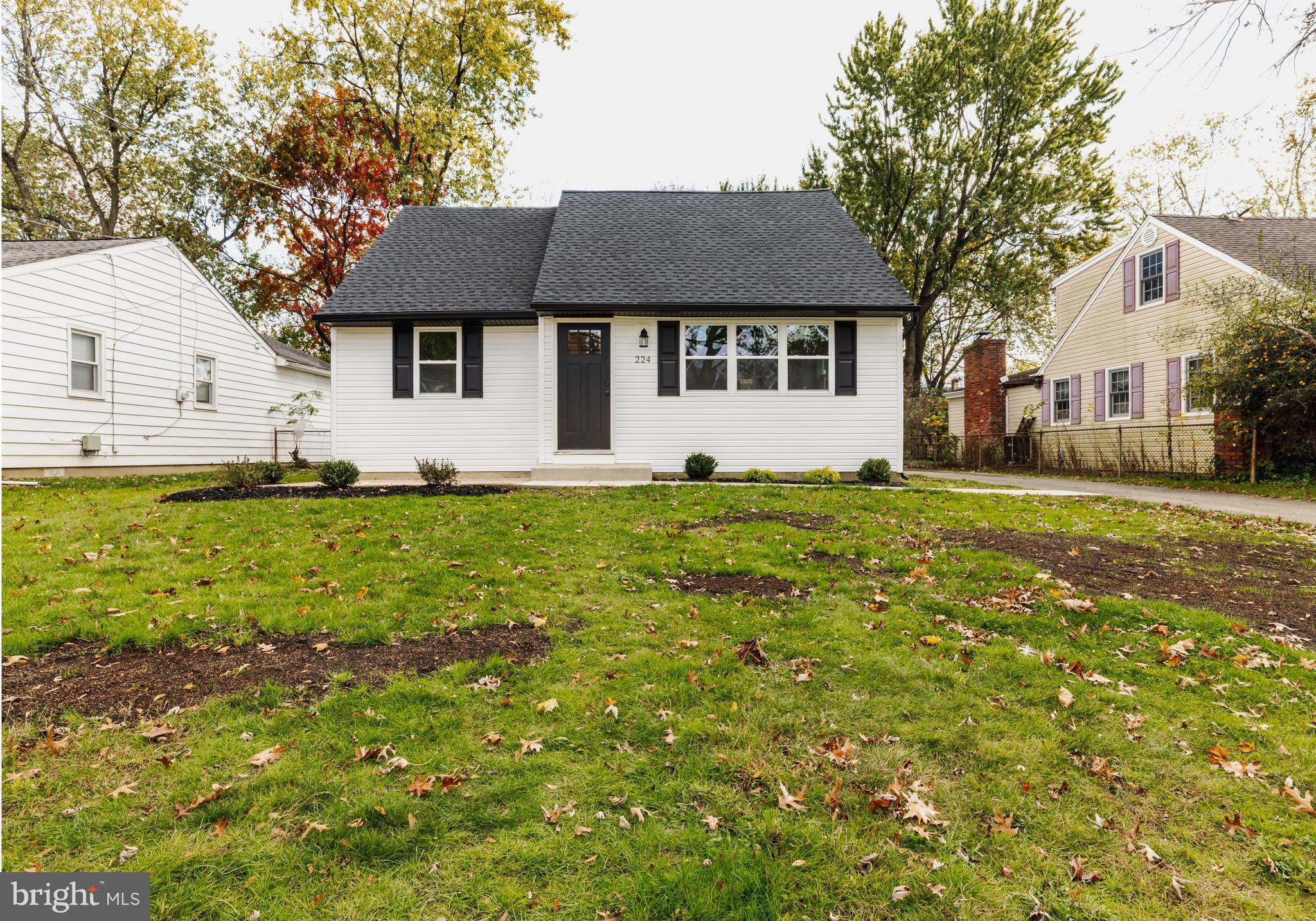 224 South Moore Avenue, Barrington, NJ 08007 Compass