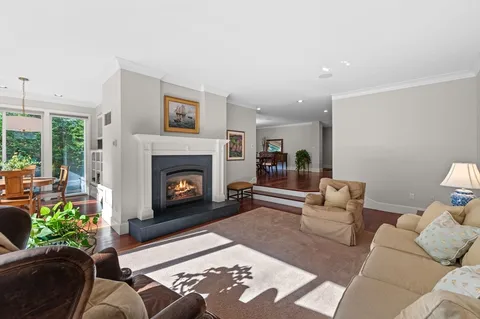 $1,187,500 | 75 Country Club Way, Ipswich, MA 01938
