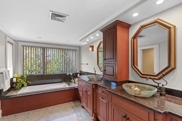 $1,187,500 | 75 Country Club Way, Ipswich, MA 01938