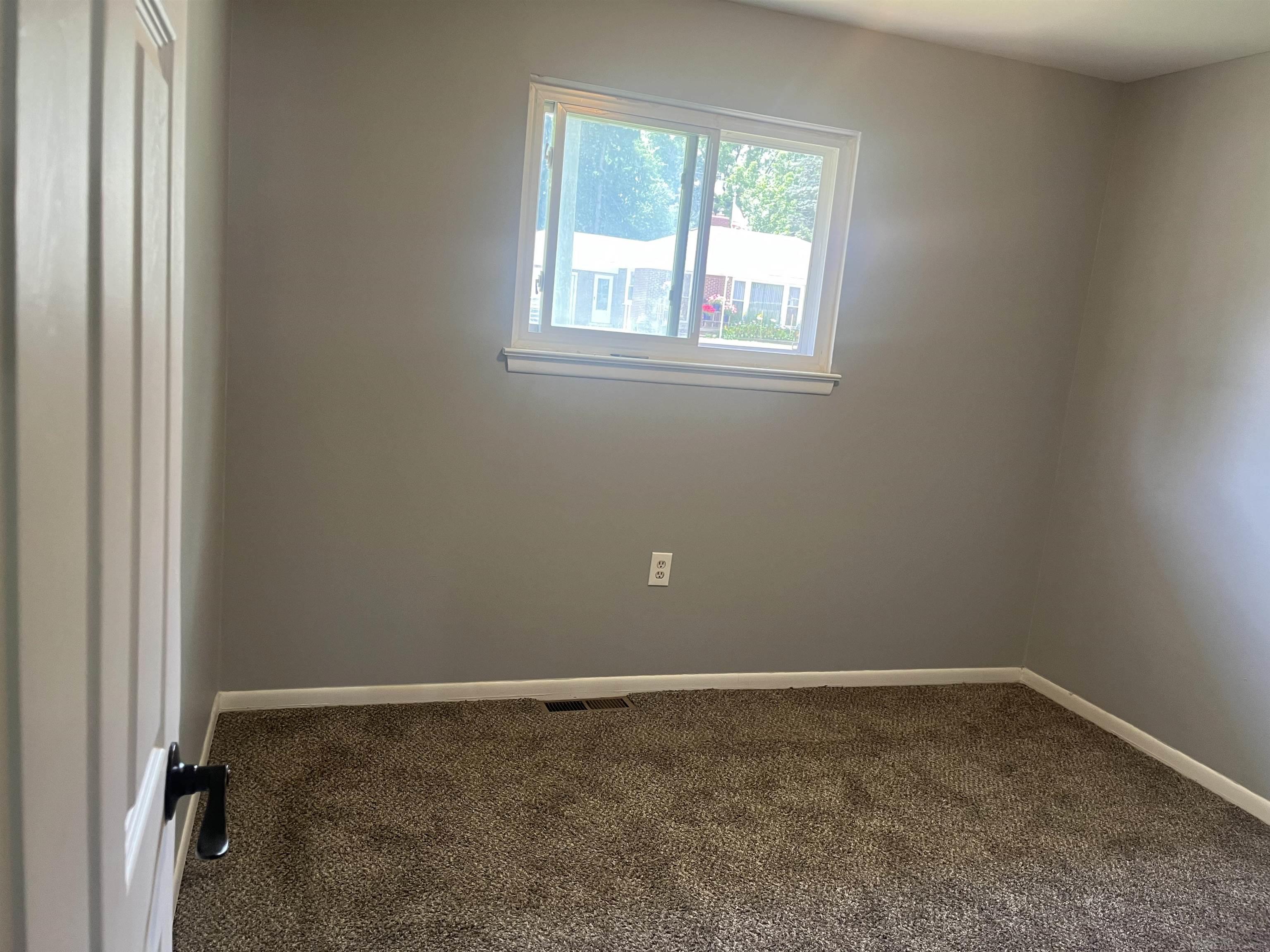 235 Ewell Street Romeo, MI 48065 - Photo 12 of 20